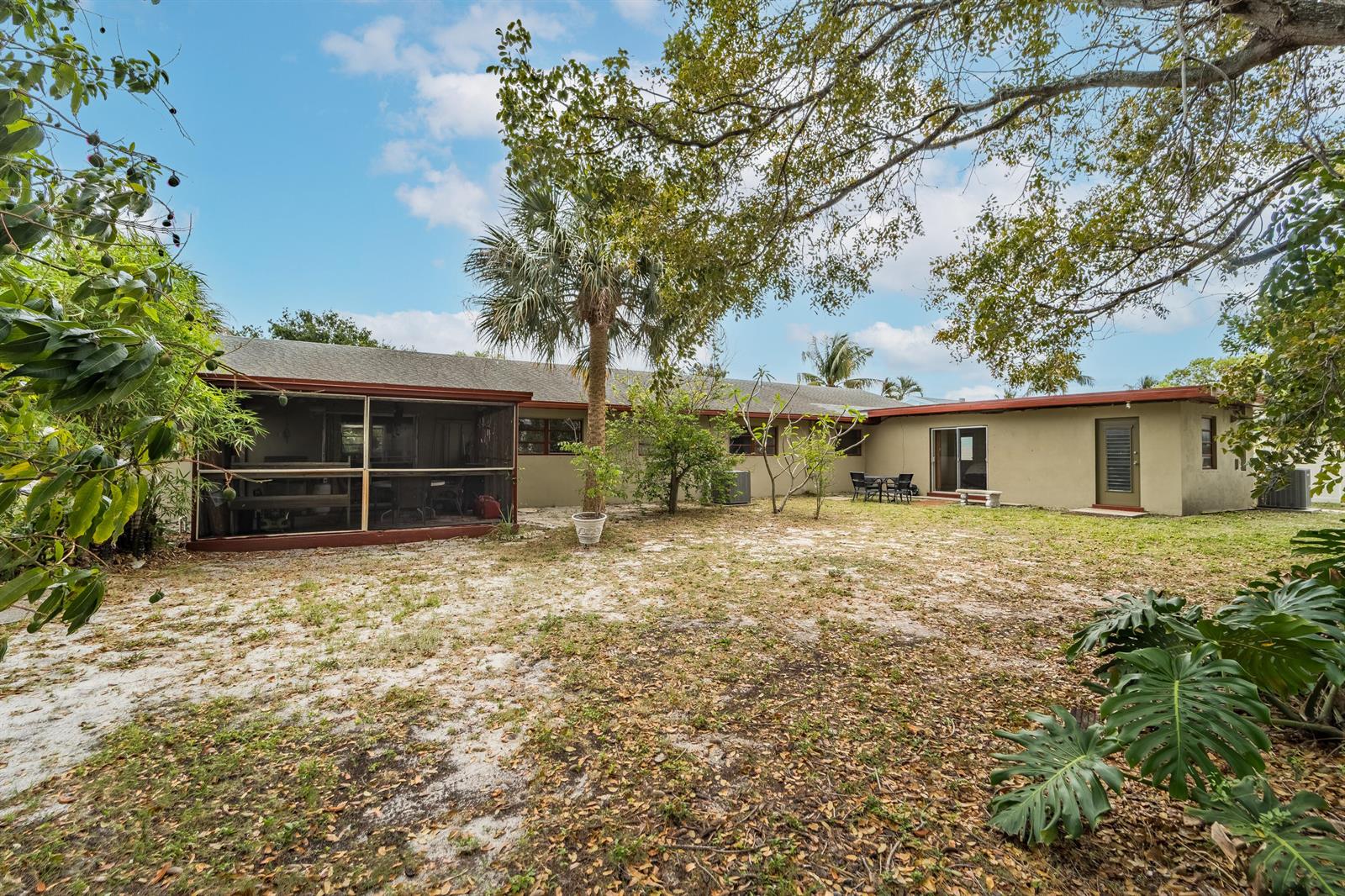 Ver detalles / 0 2952 sq. ft. $ 2026-06-15 0 foto