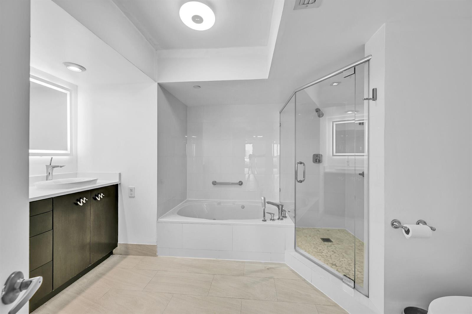 Photo of 3640 Yacht Club  #1501, Aventura, Florida, 33180 - 33