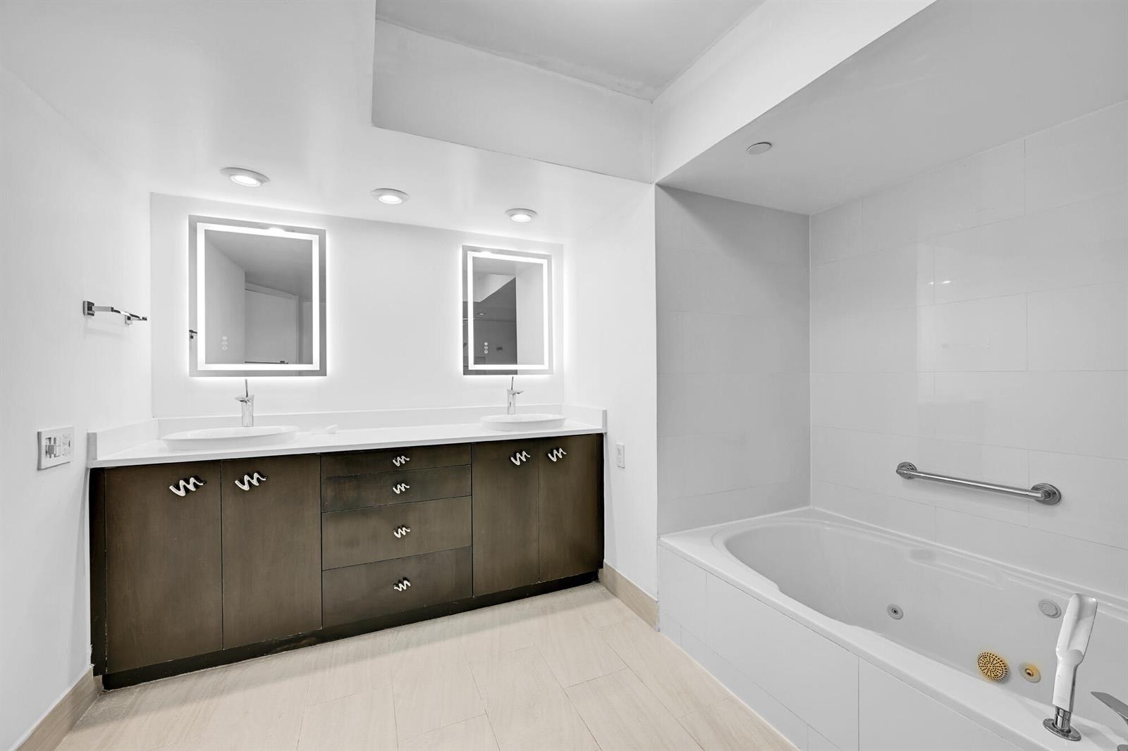 Photo of 3640 Yacht Club  #1501, Aventura, Florida, 33180 - 34