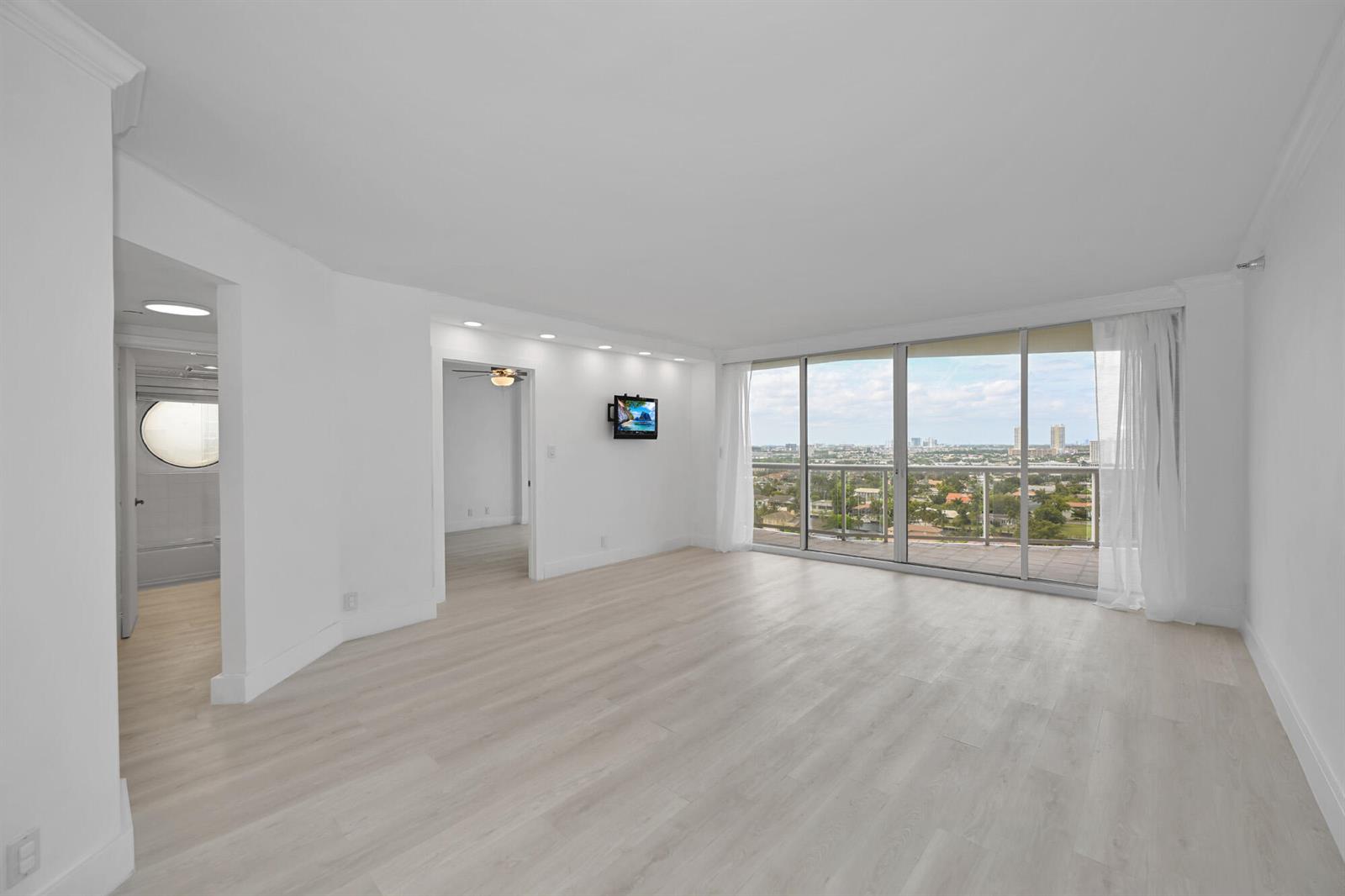 Photo of 3640 Yacht Club  #1501, Aventura, Florida, 33180 - 07