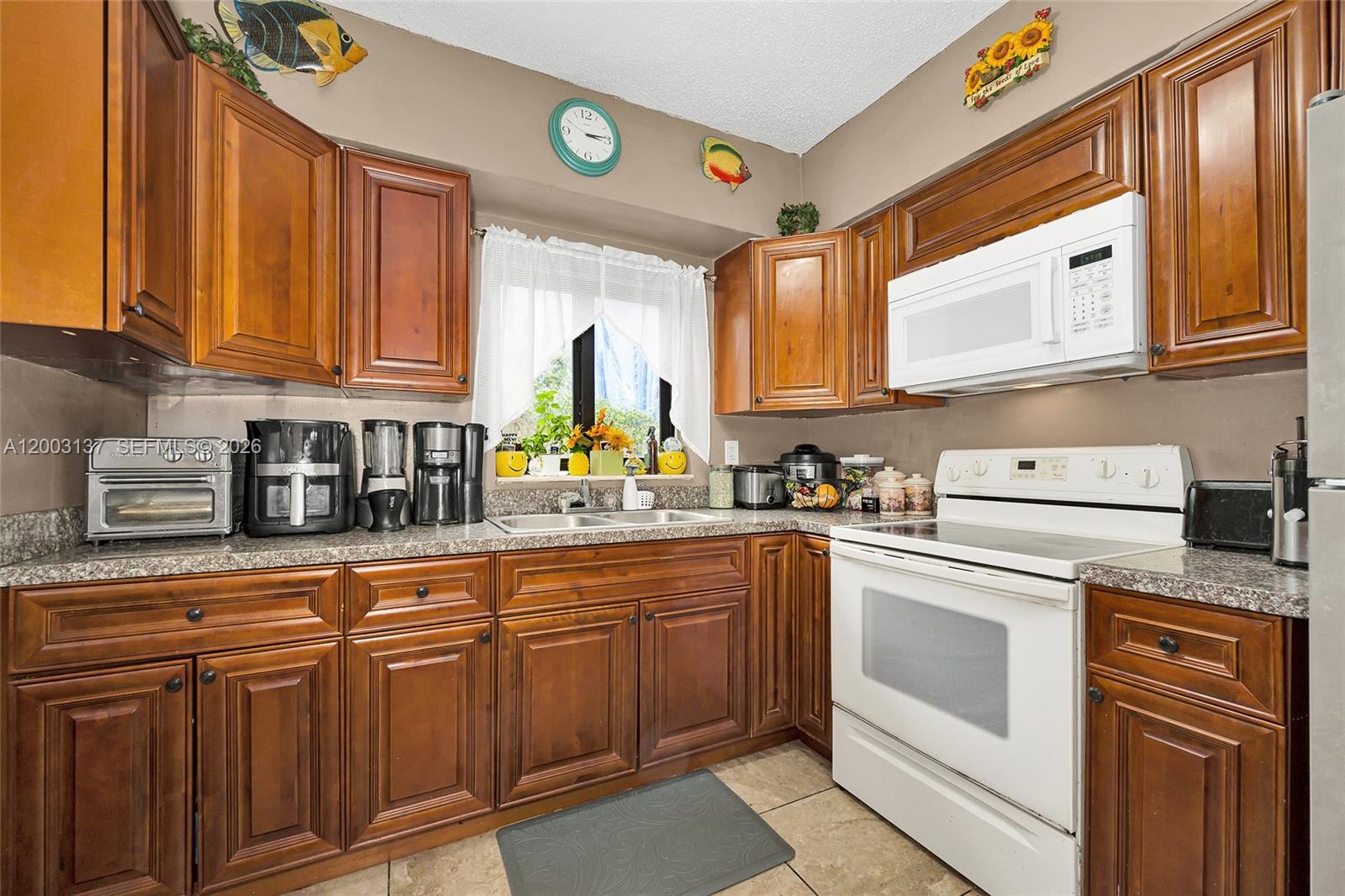 Ver detalles 2630 3 / 2 1360 sq. ft. $ 2026-09-11 0 foto