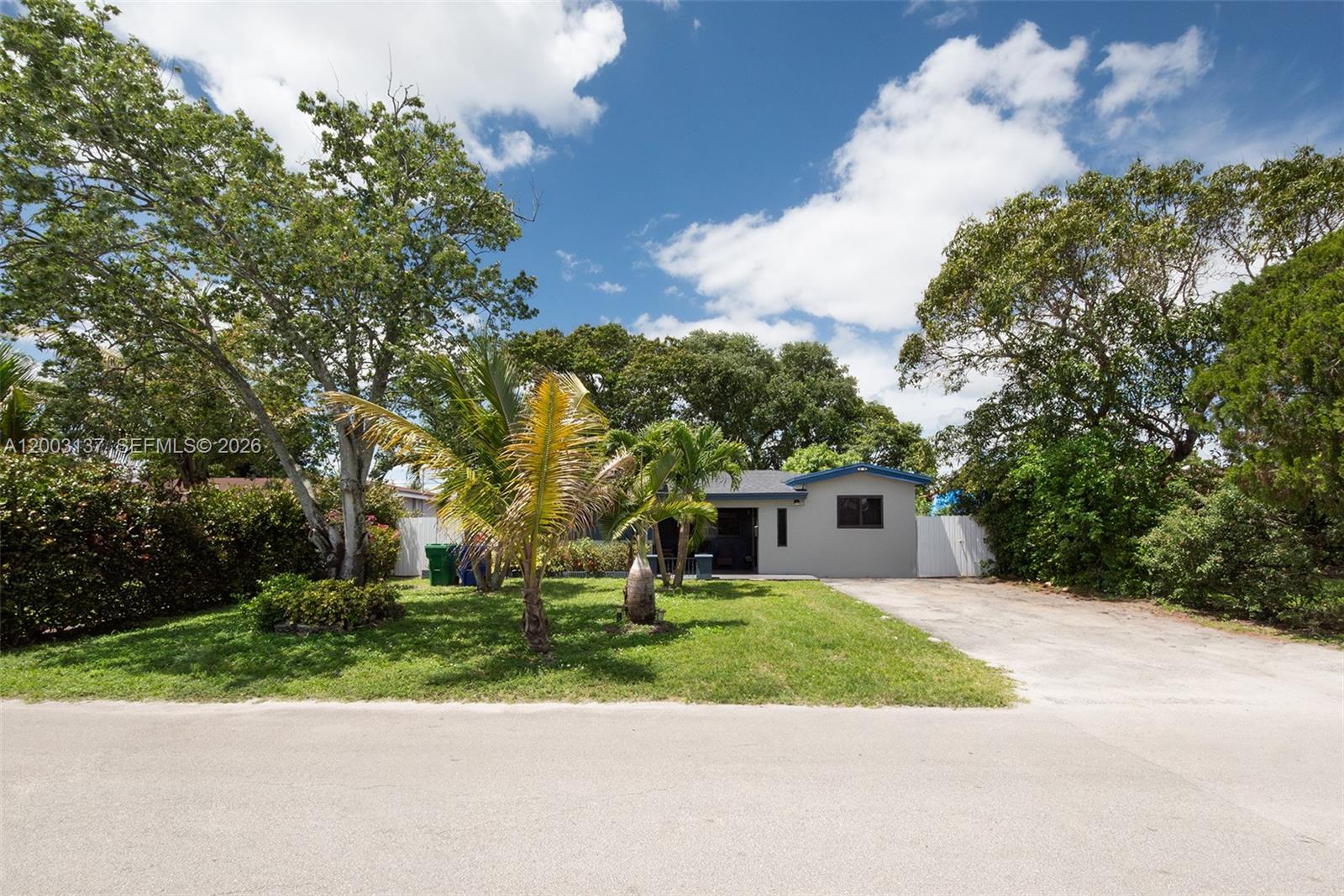 Ver detalles 2630 3 / 2 1360 sq. ft. $ 2026-09-11 0 foto