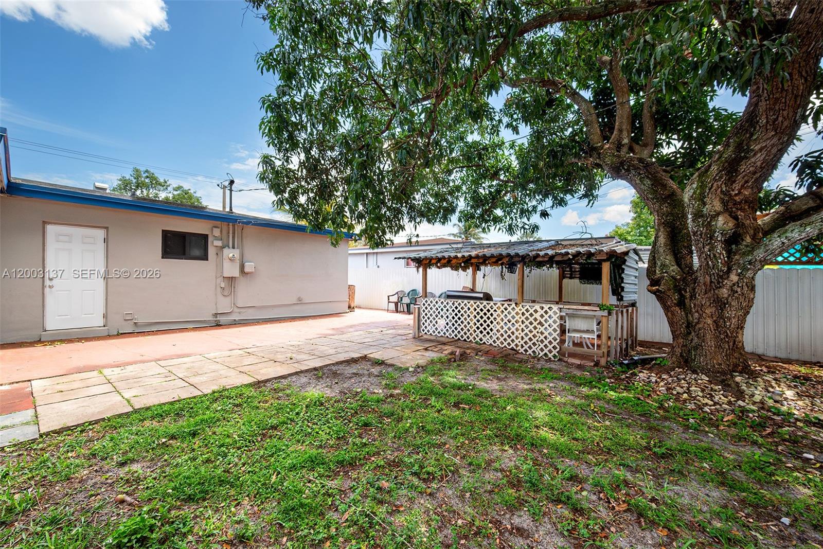 Ver detalles 2630 3 / 2 1360 sq. ft. $ 2026-09-11 0 foto
