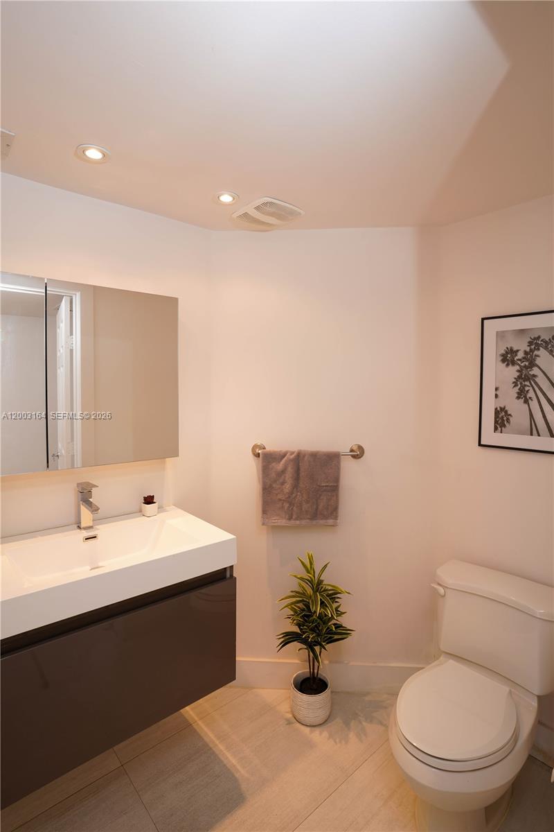 Photo of 3370 Hidden Bay Dr  #213, Aventura, Florida, 33180 - 