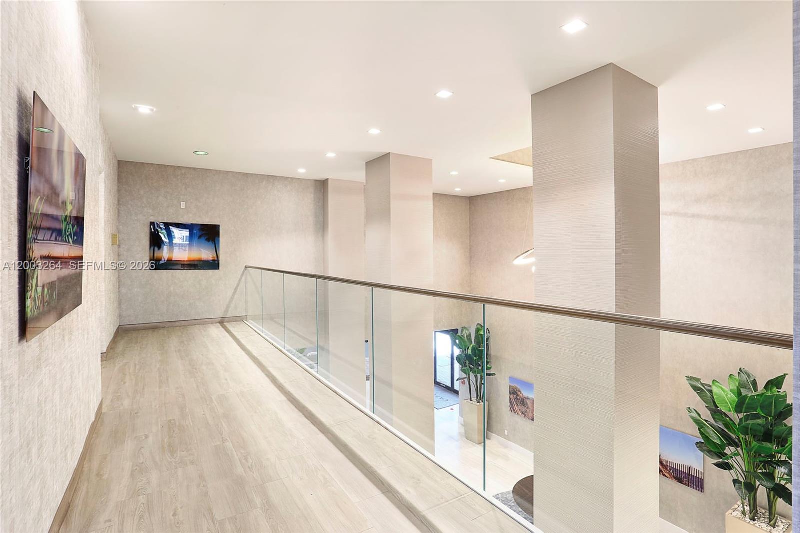 Photo of 2301 Ocean Dr  #1705, Hollywood, Florida, 33019 - 