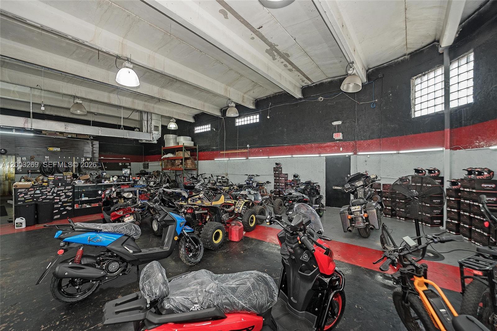   /   sq. ft. $ 2026-04-17 0 Photo