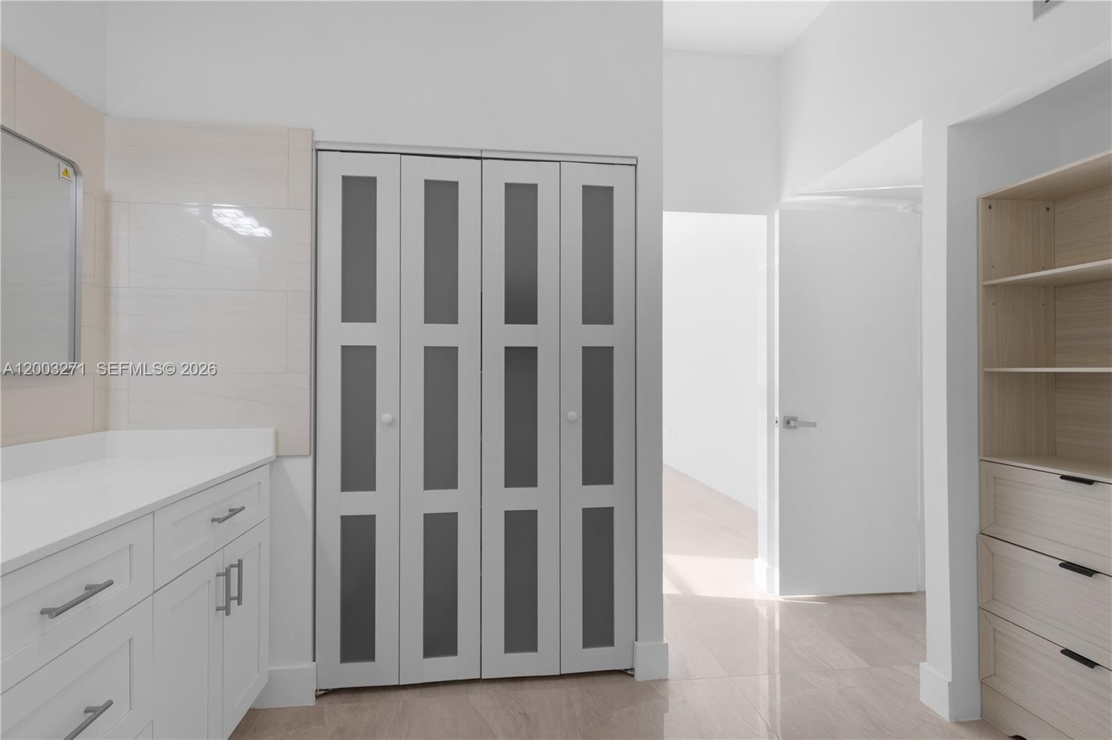 Photo of 3731 Country Club Dr  #124, Aventura, Florida, 33180 - 