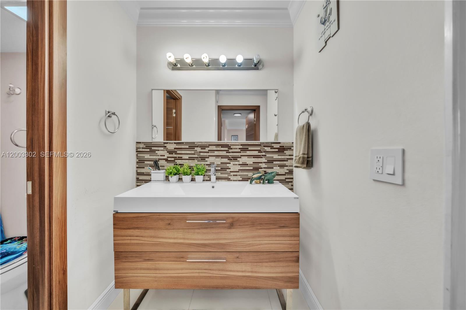 Photo of 2201 Ocean Dr  #1706(availbale now), Hollywood, Florida, 33019 - 