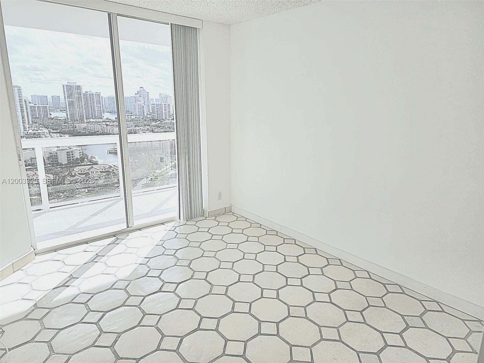 Photo of 20185 Country Club Dr  #2505, Aventura, Florida, 33180 - 