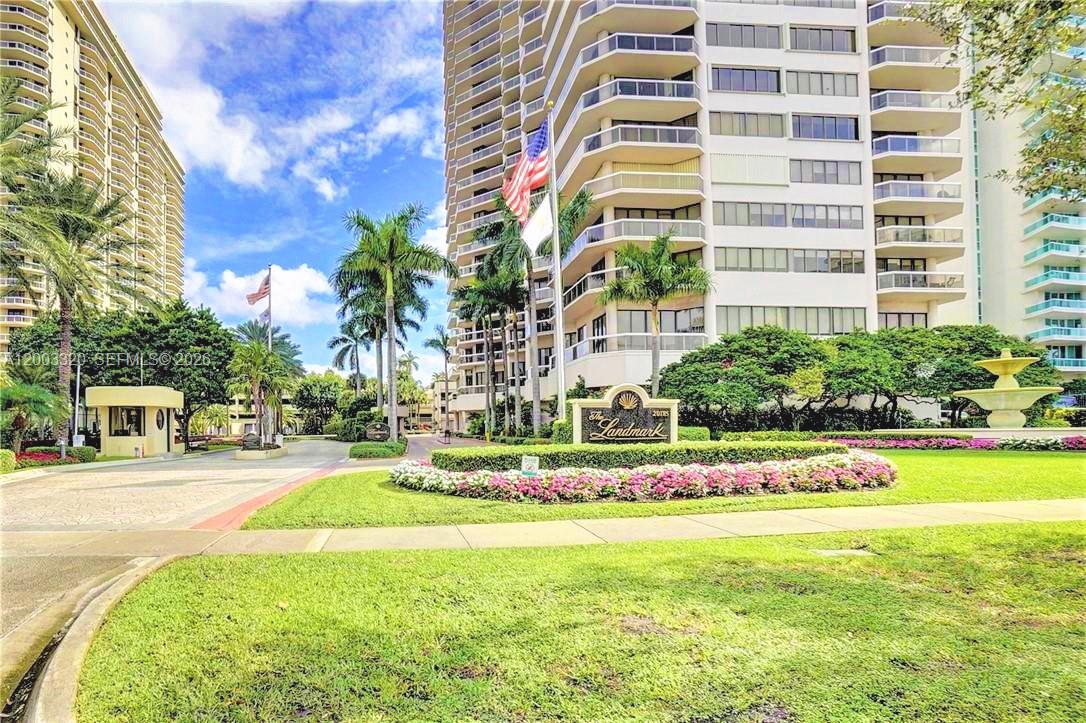 Photo of 20185 Country Club Dr  #2505, Aventura, Florida, 33180 - 