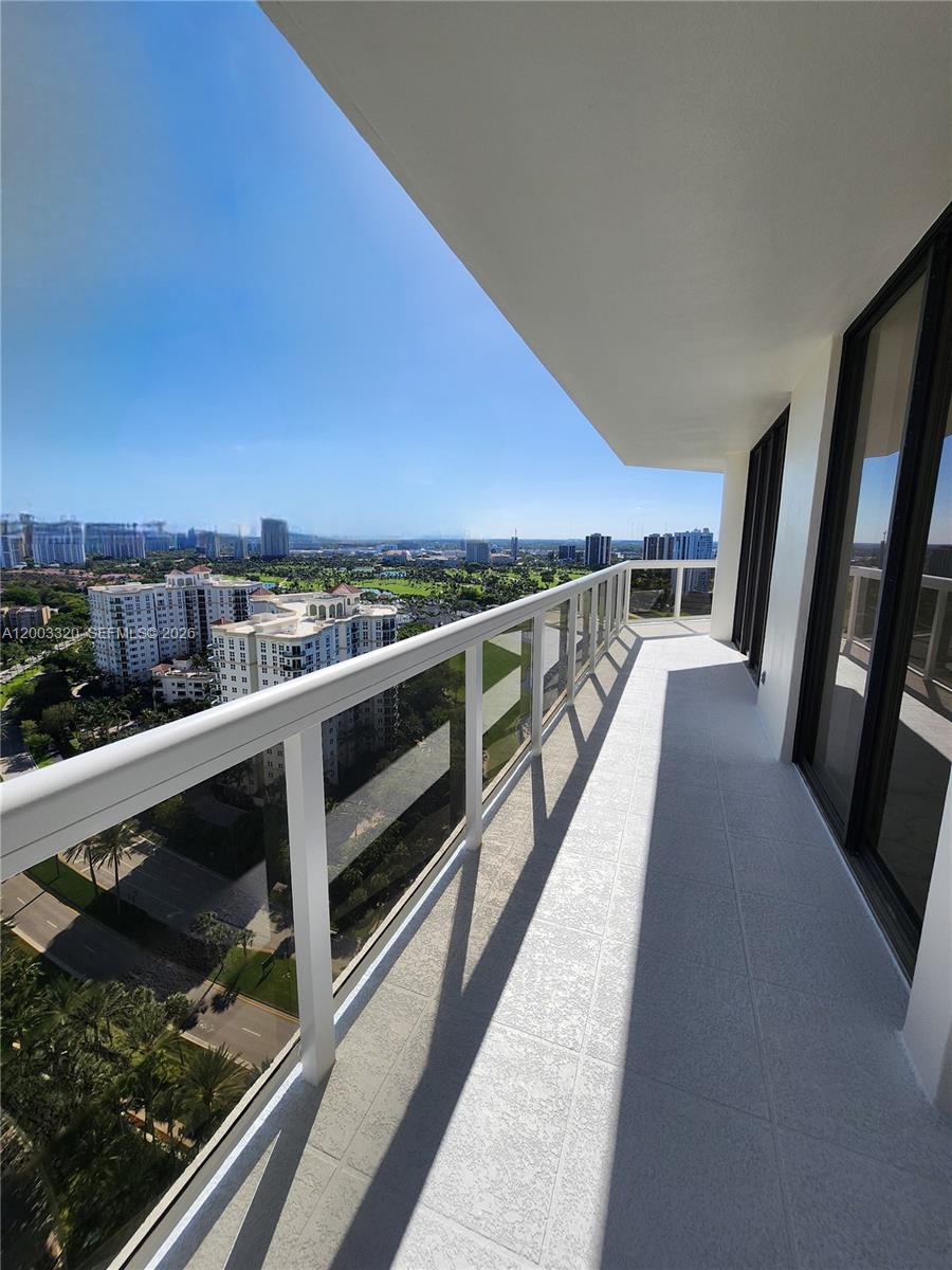Photo of 20185 Country Club Dr  #2505, Aventura, Florida, 33180 - 