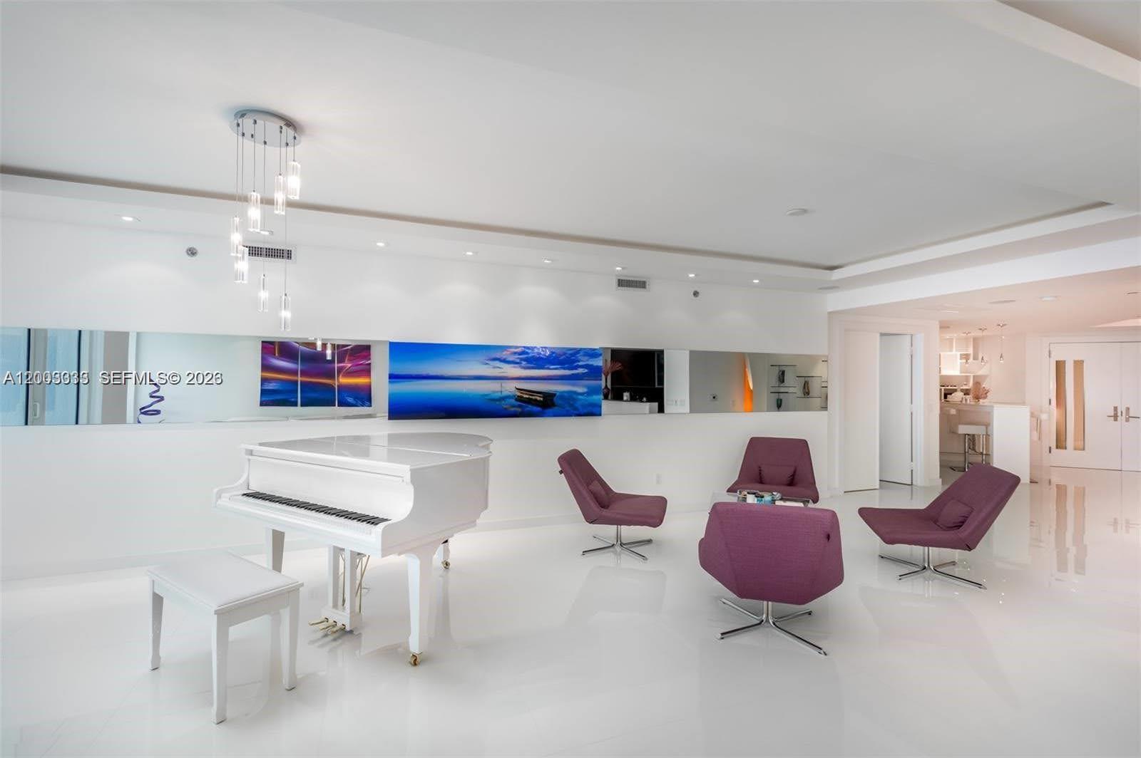 Photo of 2711 Ocean Dr  #2304, Hollywood, Florida, 33019 - 