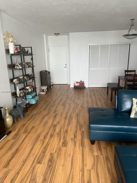 Photo of 3001 Ocean Dr  #1437, Hollywood, Florida, 33019 - 