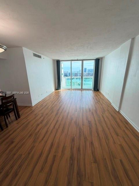Photo of 3001 Ocean Dr #1437, Hollywood, Florida, 33019 -