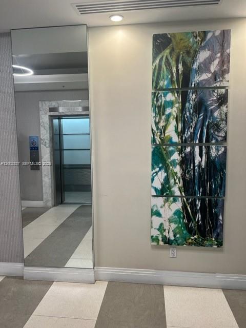 Photo of 3001 Ocean Dr  #1437, Hollywood, Florida, 33019 - 