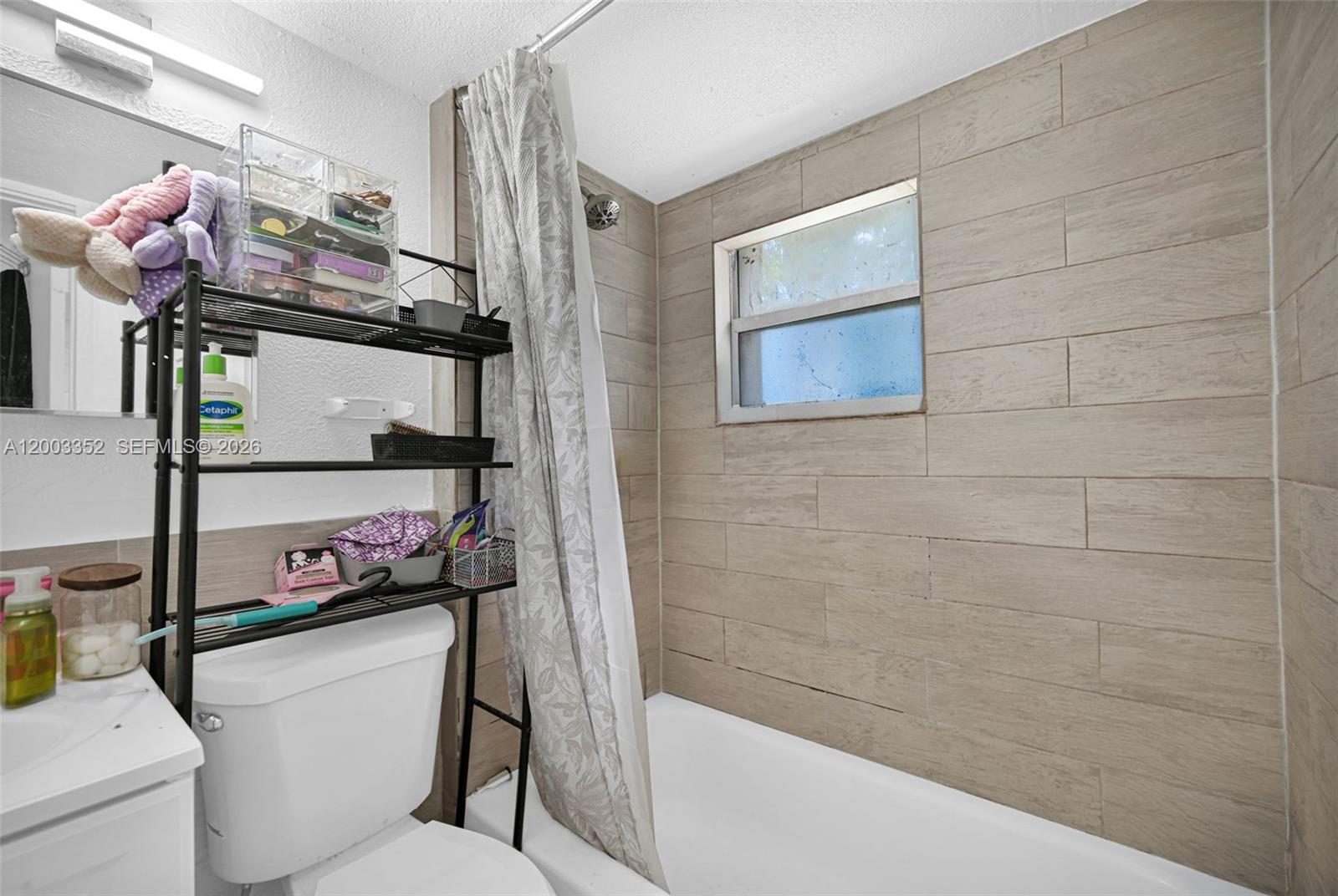   /  1056 sq. ft. $ 2026-04-17 0 Photo