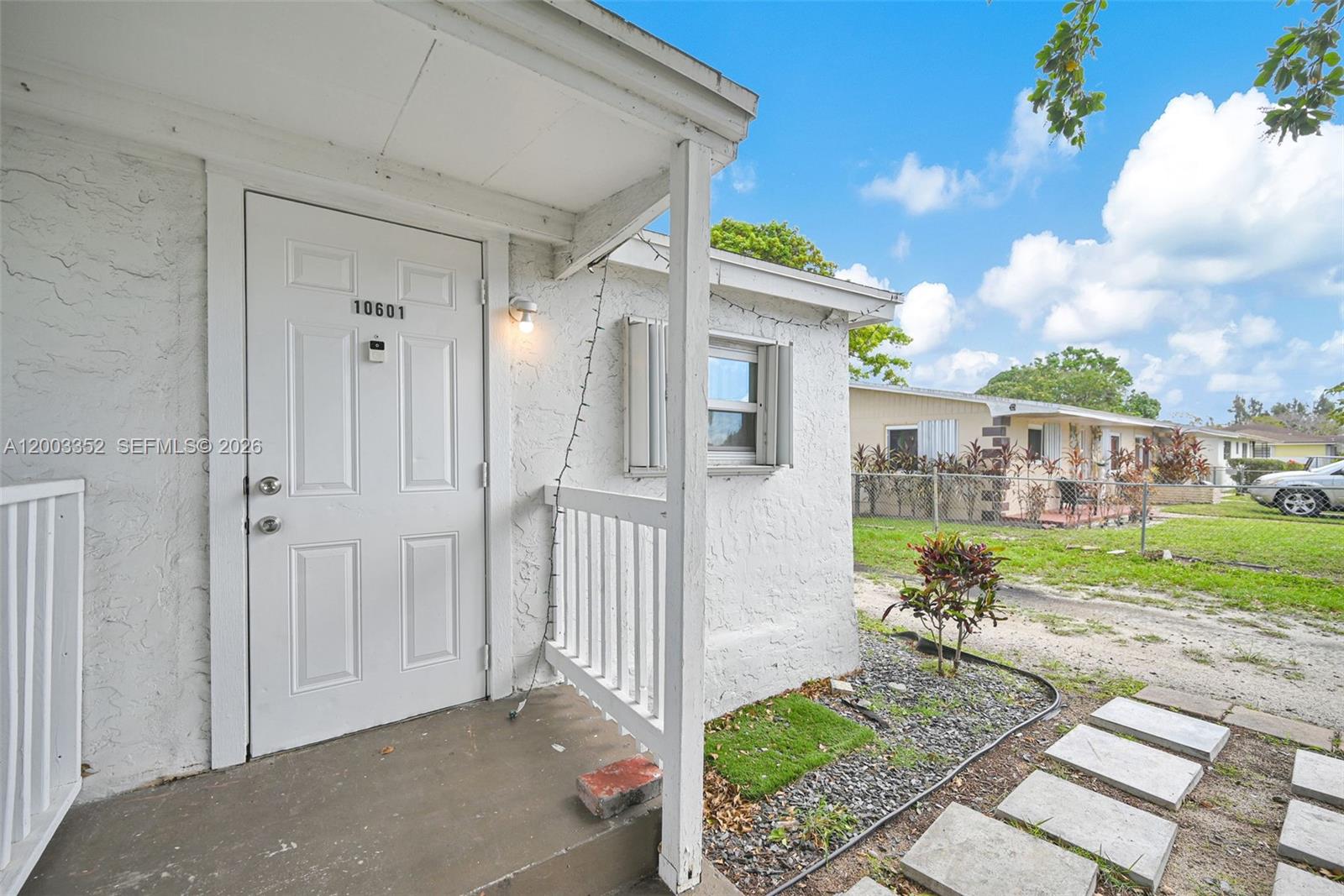   /  1056 sq. ft. $ 2026-04-17 0 Photo