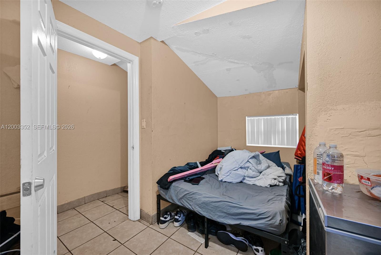   /  1056 sq. ft. $ 2026-04-17 0 Photo
