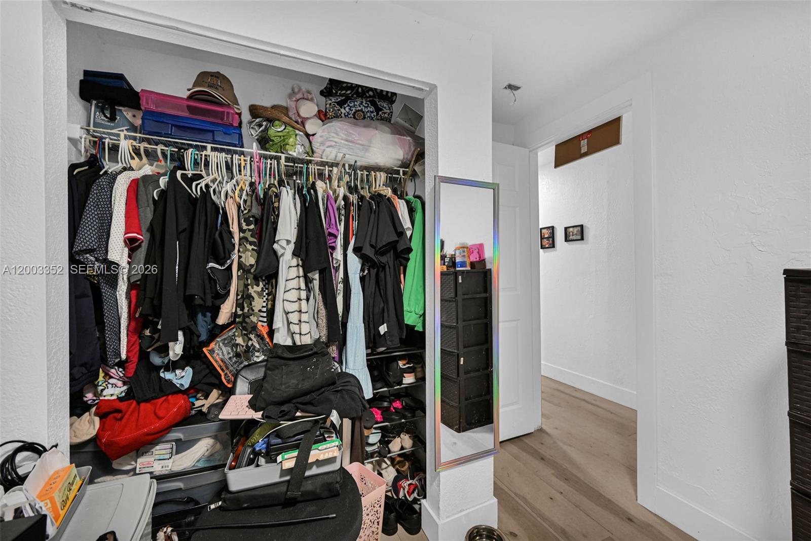   /  1056 sq. ft. $ 2026-04-17 0 Photo