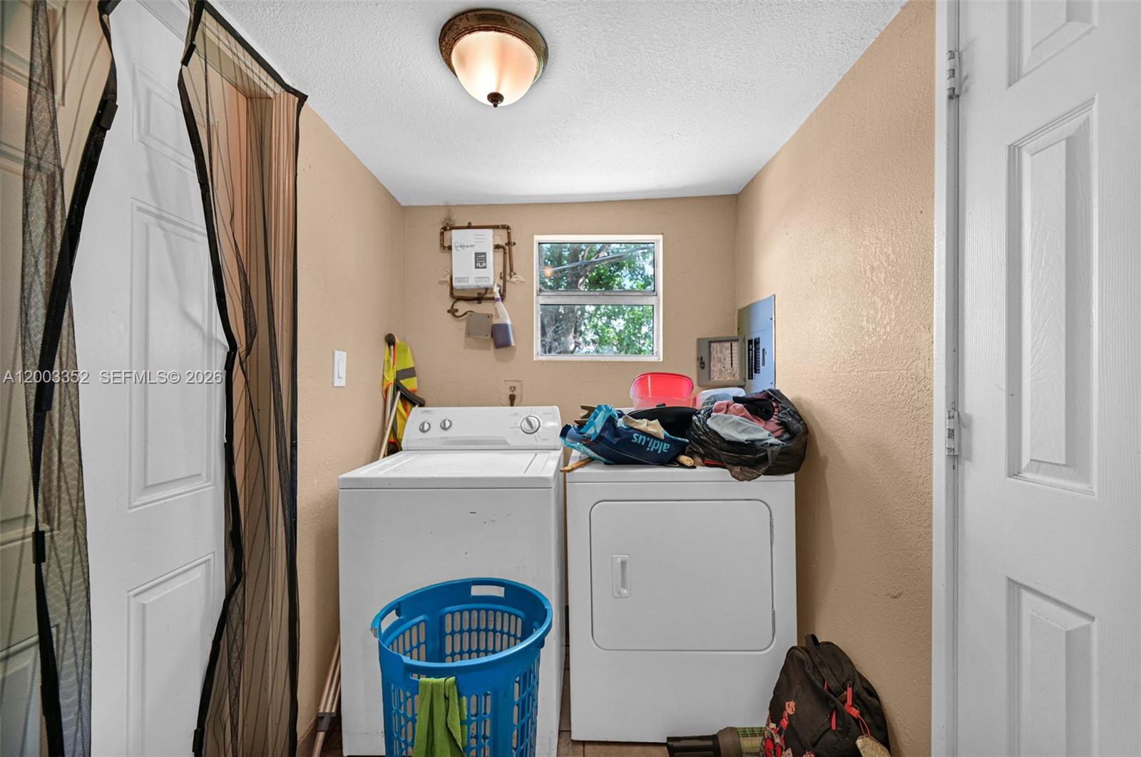   /  1056 sq. ft. $ 2026-04-17 0 Photo