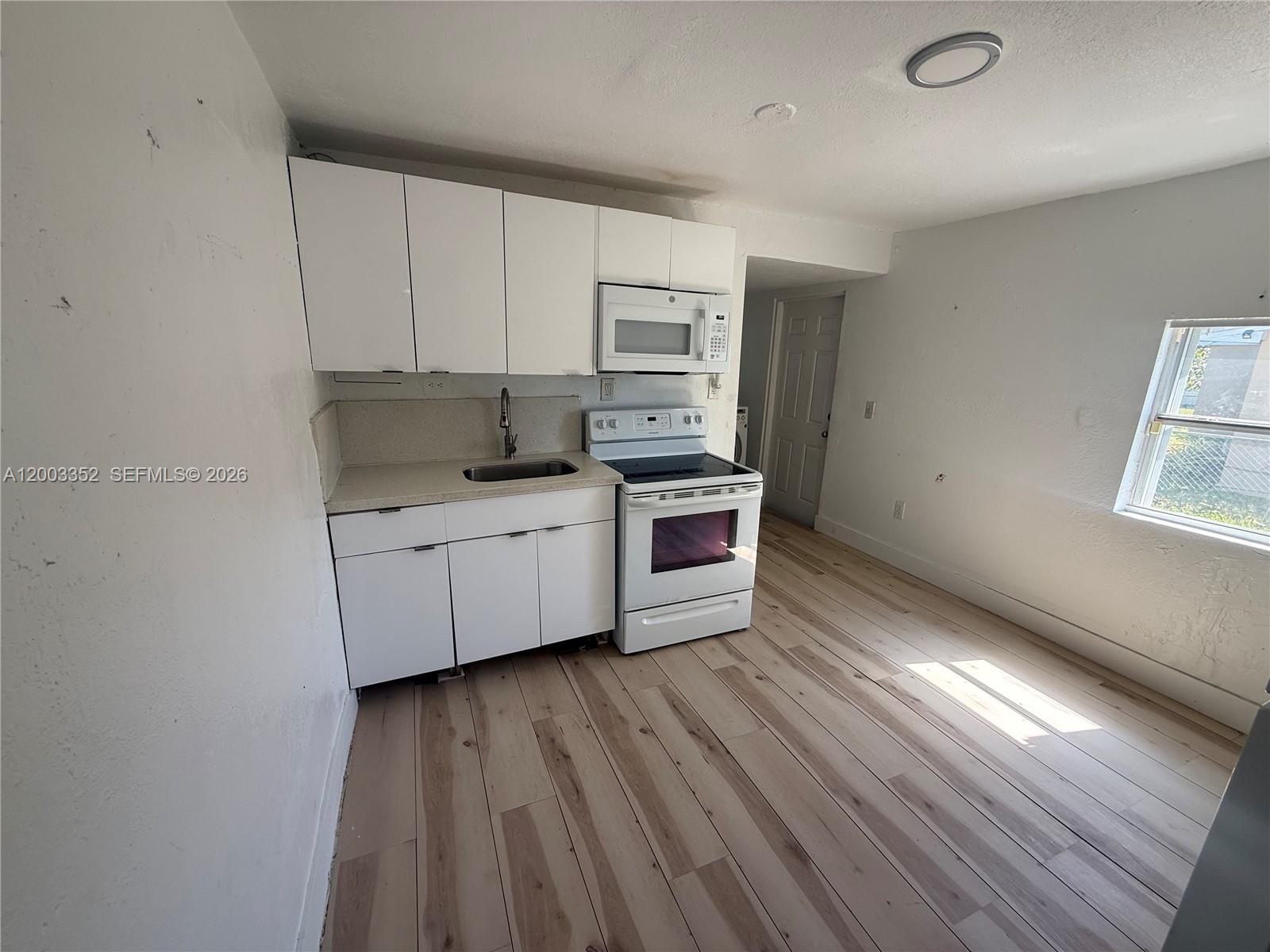   /  1056 sq. ft. $ 2026-04-17 0 Photo