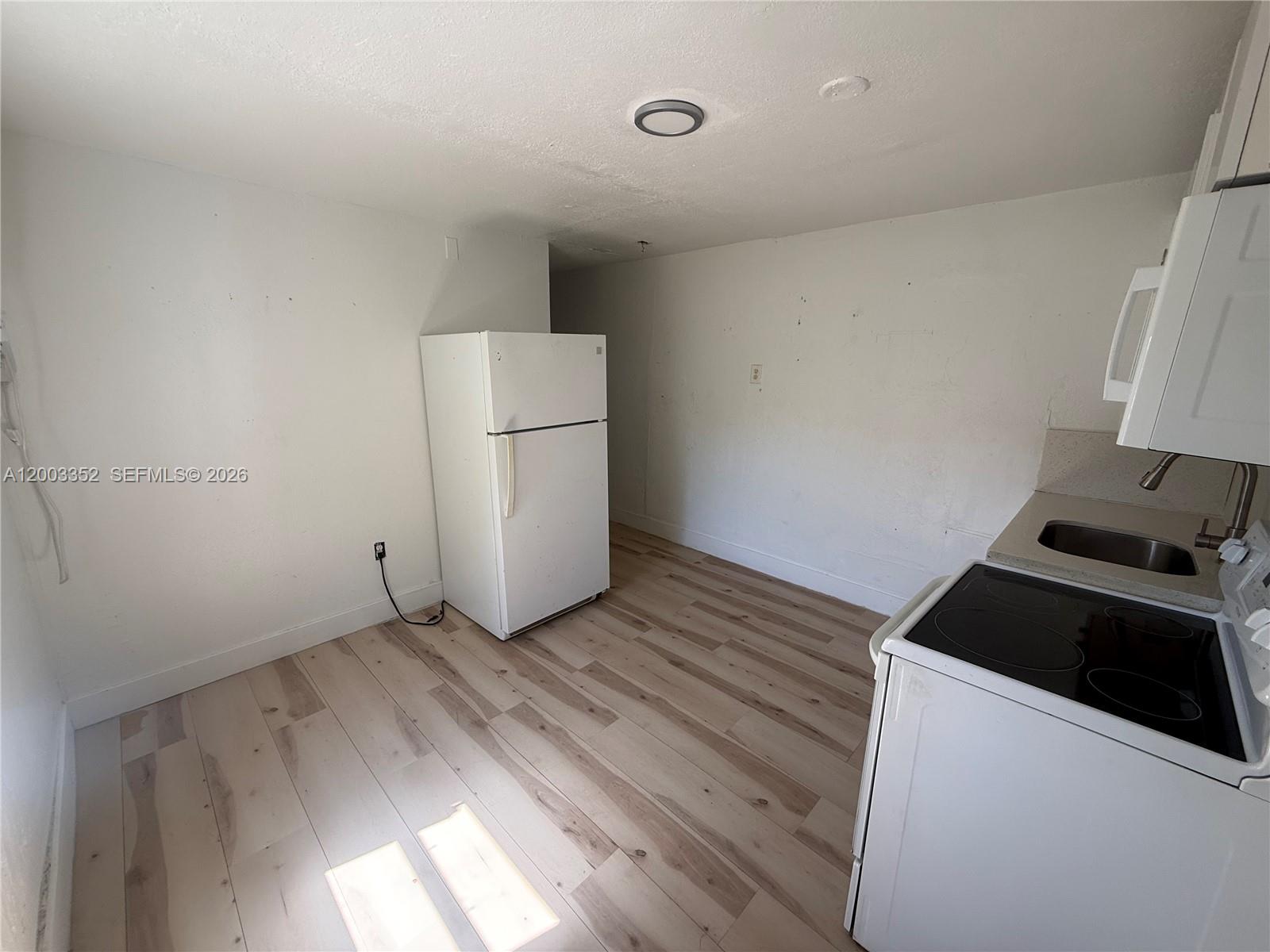   /  1056 sq. ft. $ 2026-04-17 0 Photo