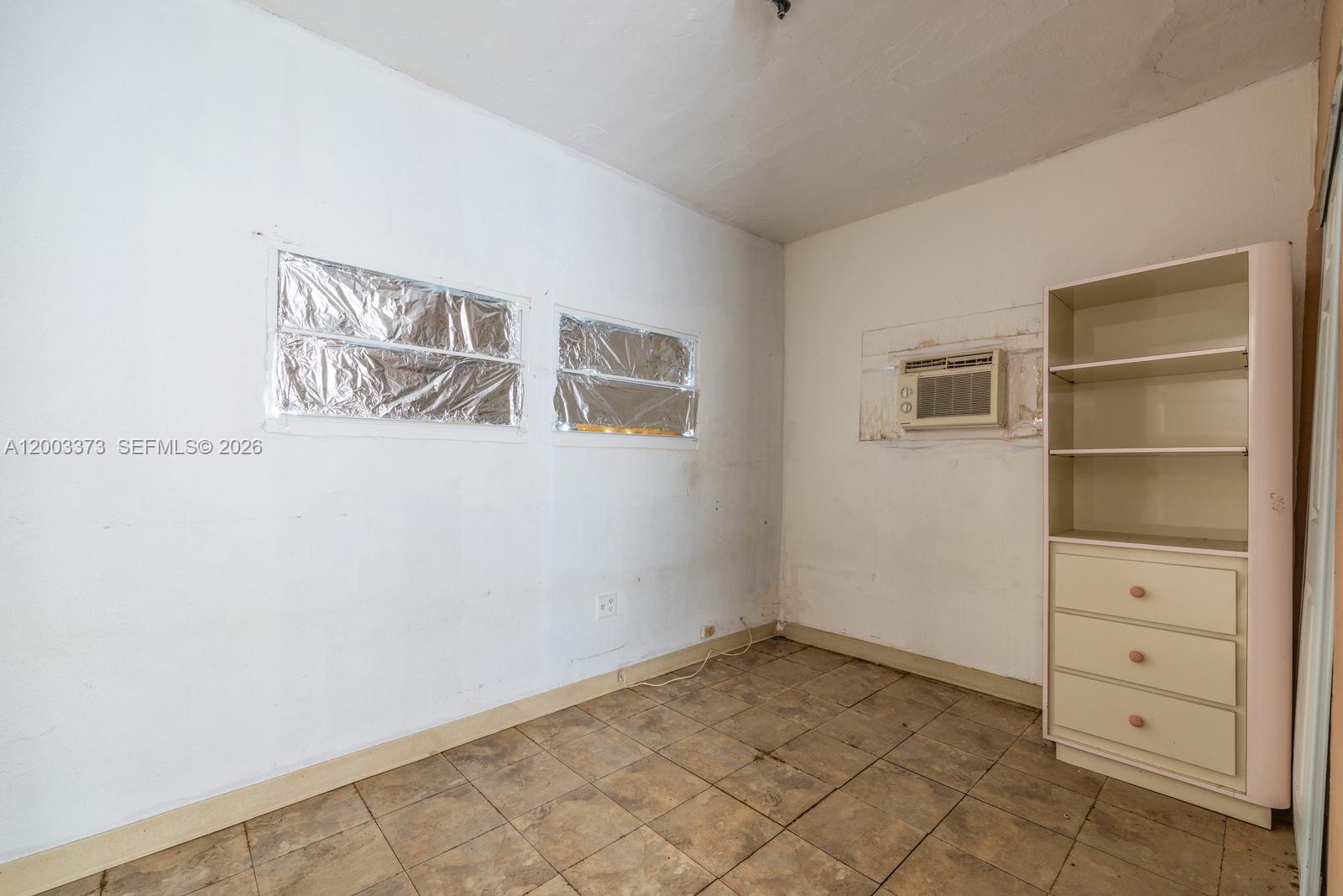   /  1945 sq. ft. $ 2026-04-17 0 Photo