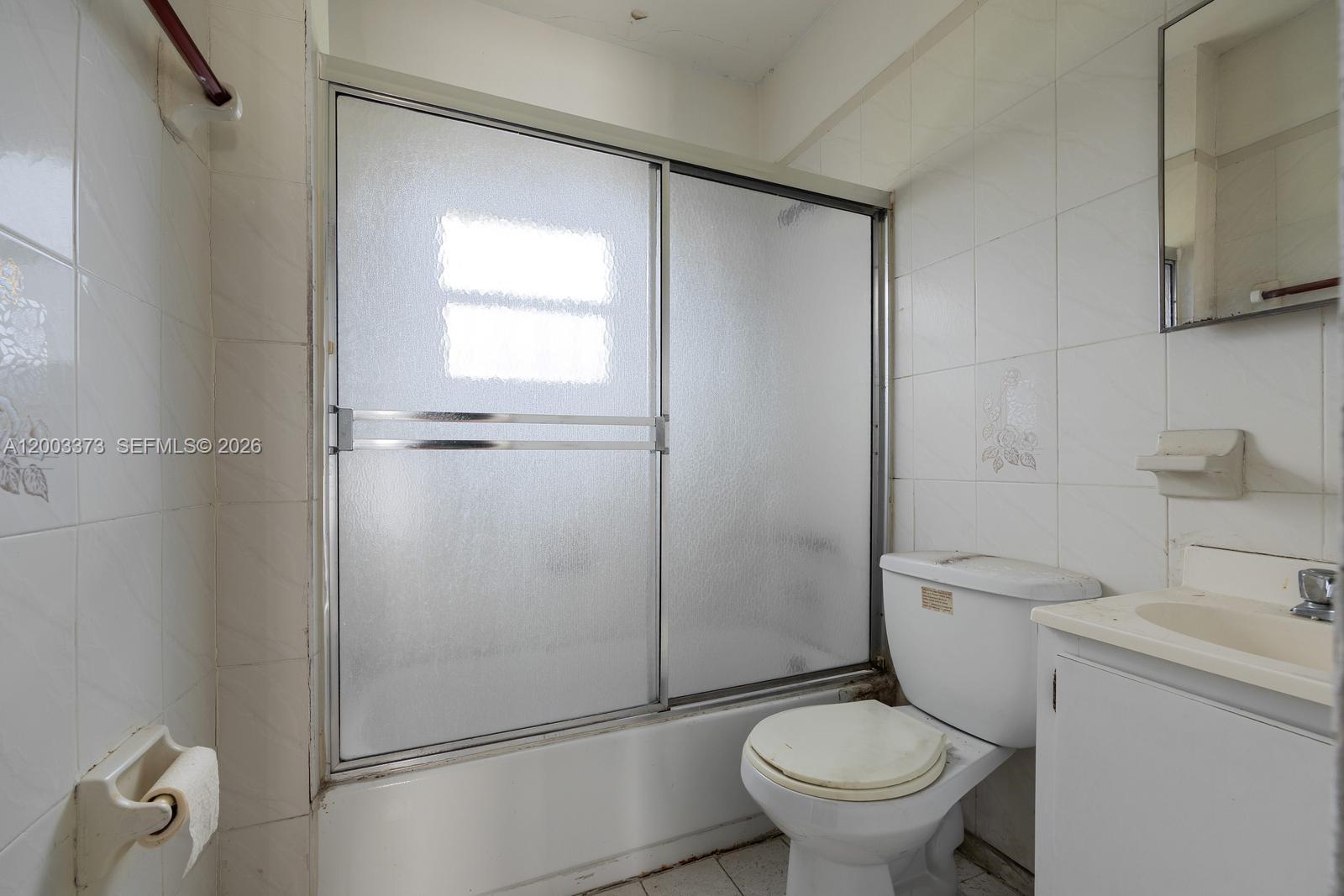   /  1945 sq. ft. $ 2026-04-17 0 Photo
