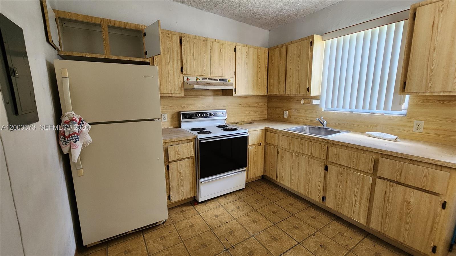 See details / 1945 sq. ft. $ 2026-06-13 0 Photo