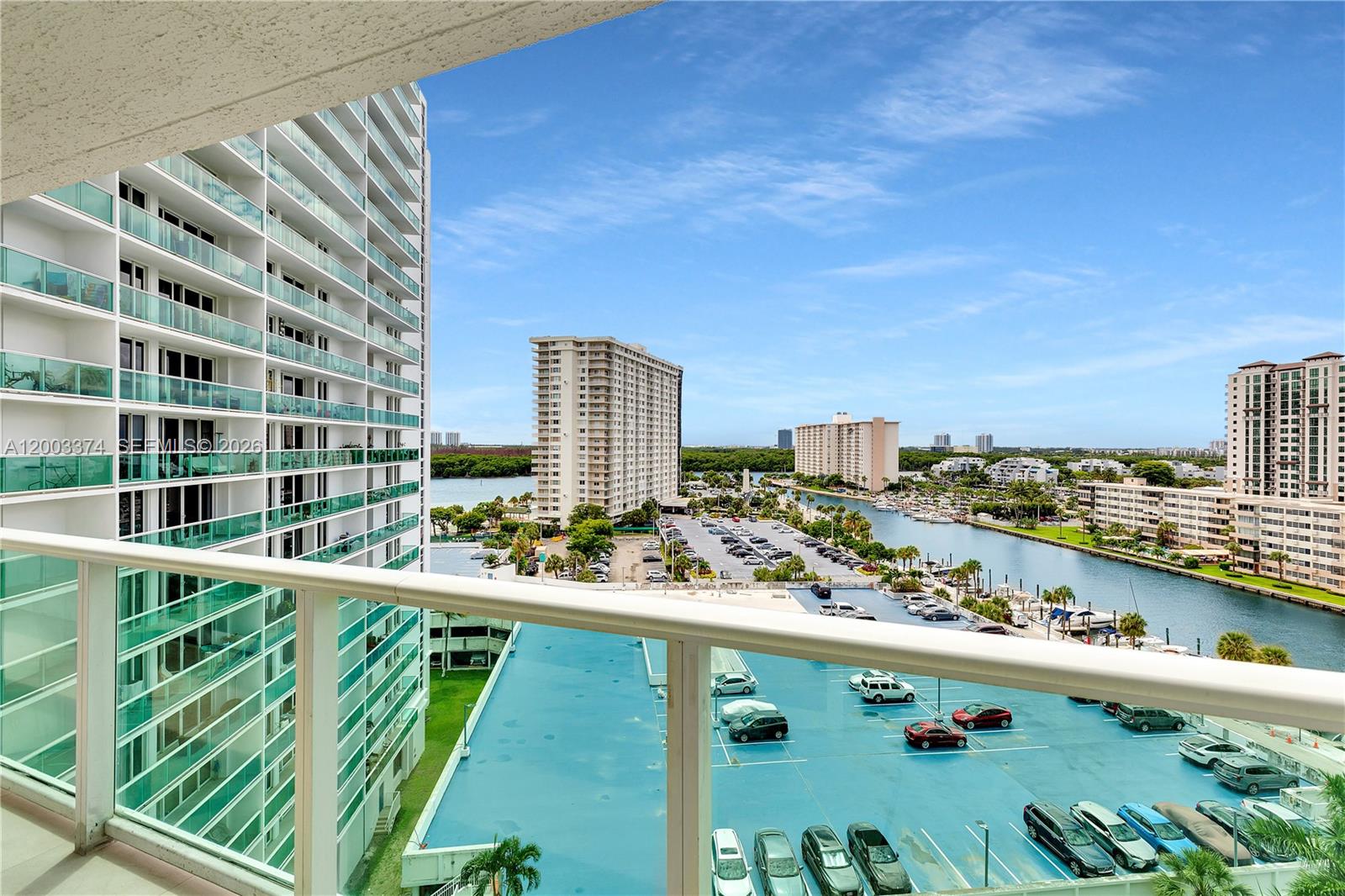 1002 1 / 2 991 sq. ft. $ 2026-04-17 0 Photo