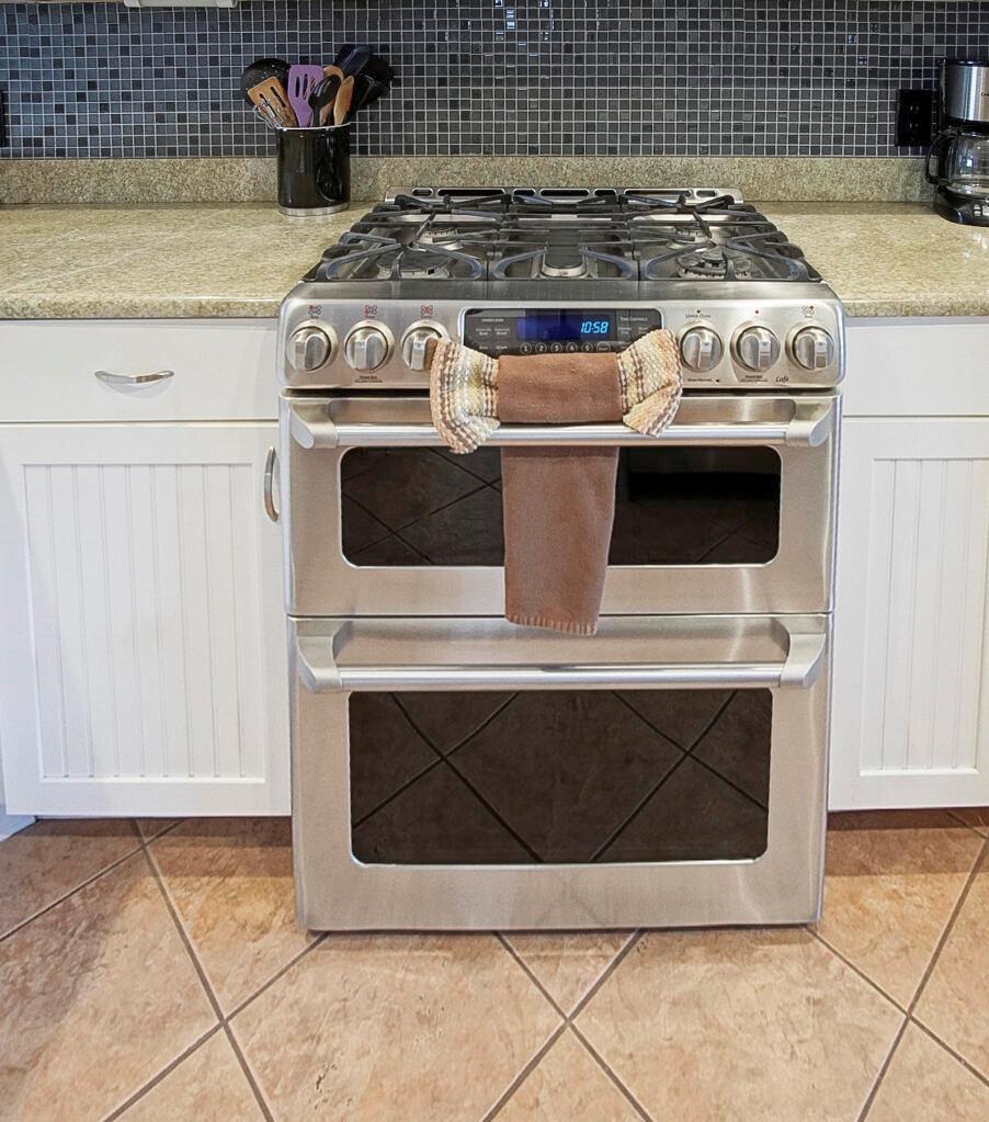   / 0 1590 sq. ft. $ 2026-06-14 0 foto