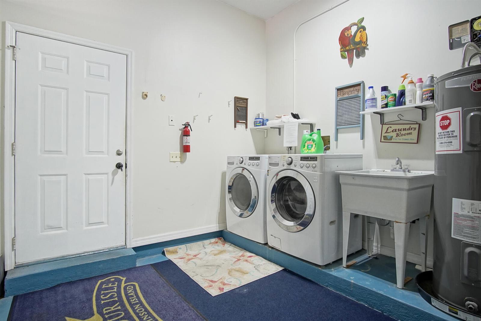   / 0 1590 sq. ft. $ 2026-06-14 0 foto