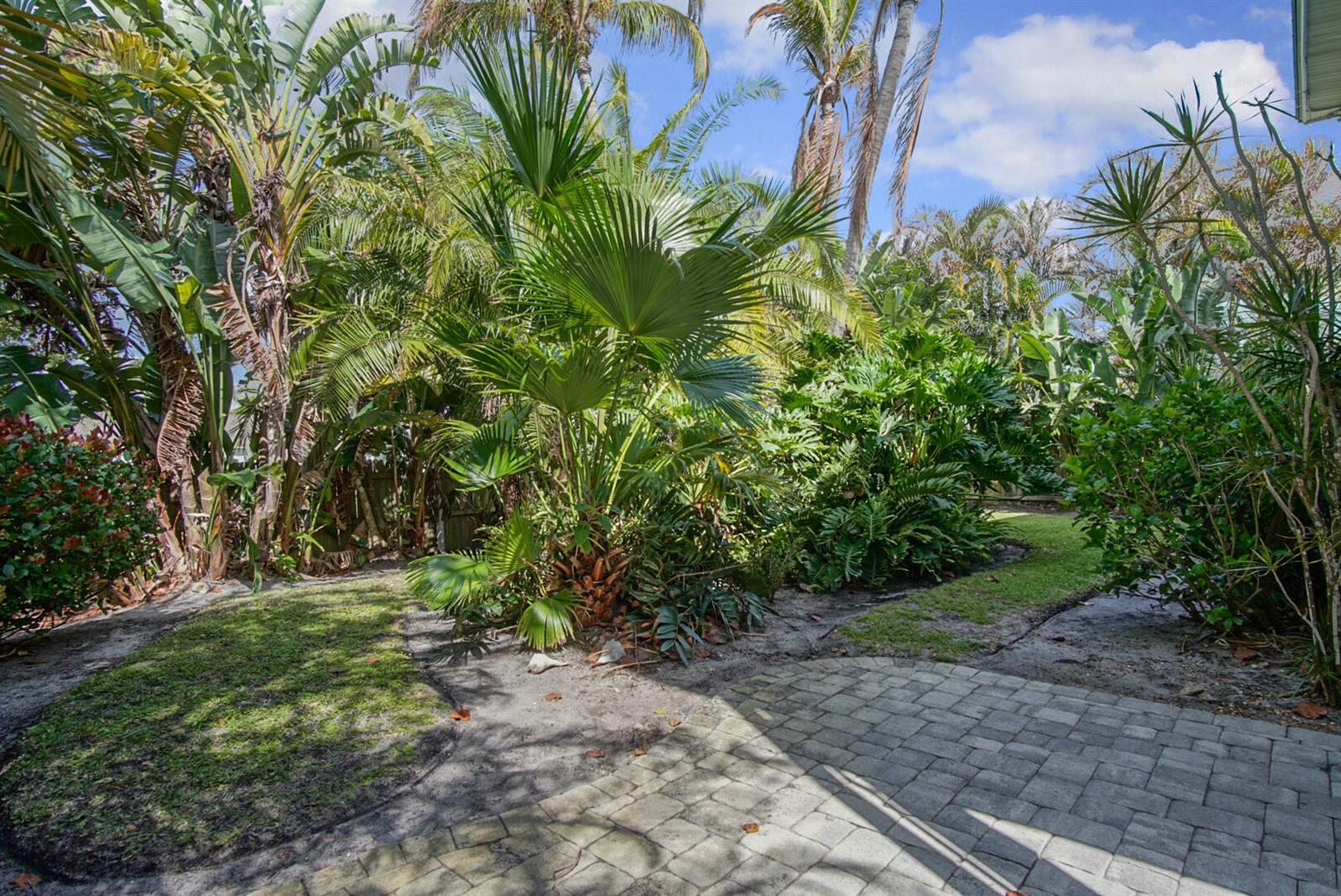   / 0 1590 sq. ft. $ 2026-06-14 0 foto