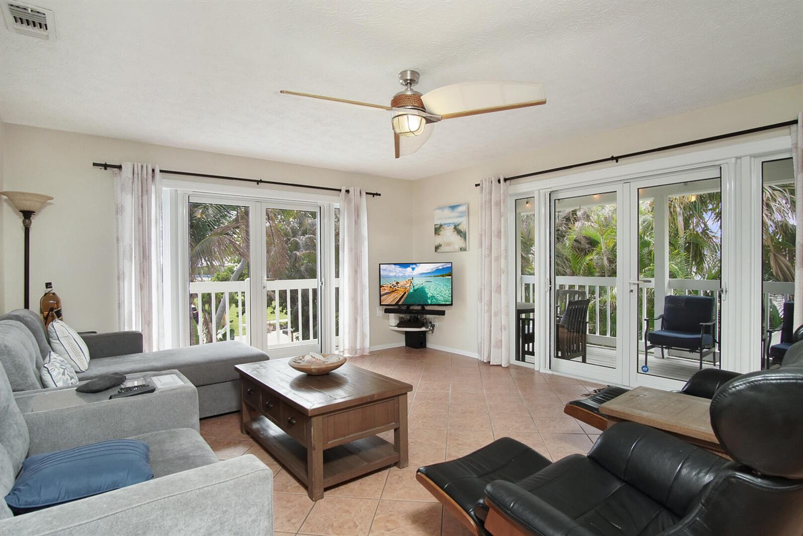   / 0 1590 sq. ft. $ 2026-06-14 0 foto