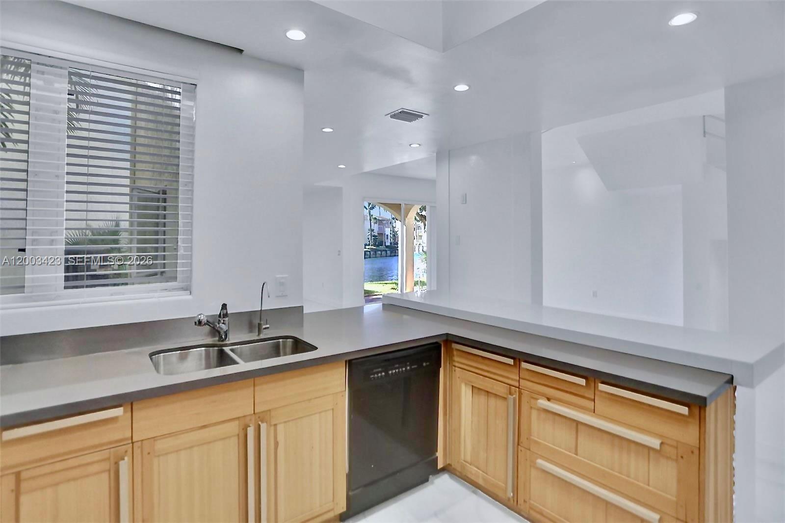 Photo of 21032 32nd Ave  (21032), Aventura, Florida, 33180 - 