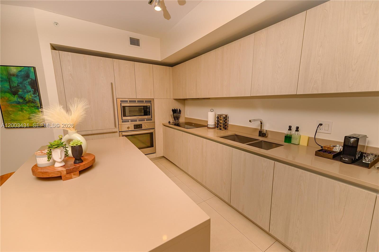 1710 1 / 1 850 sq. ft. $ 2026-04-17 0 Photo