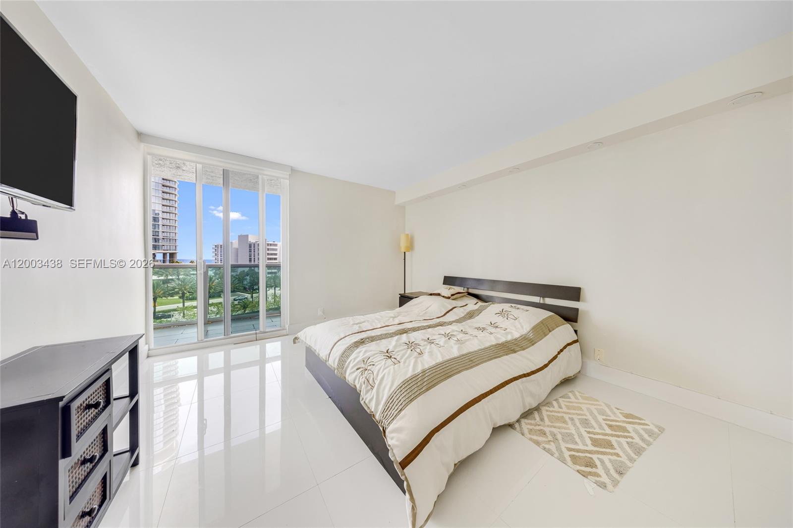 606 2 / 2 1521 sq. ft. $ 2026-04-18 0 Photo