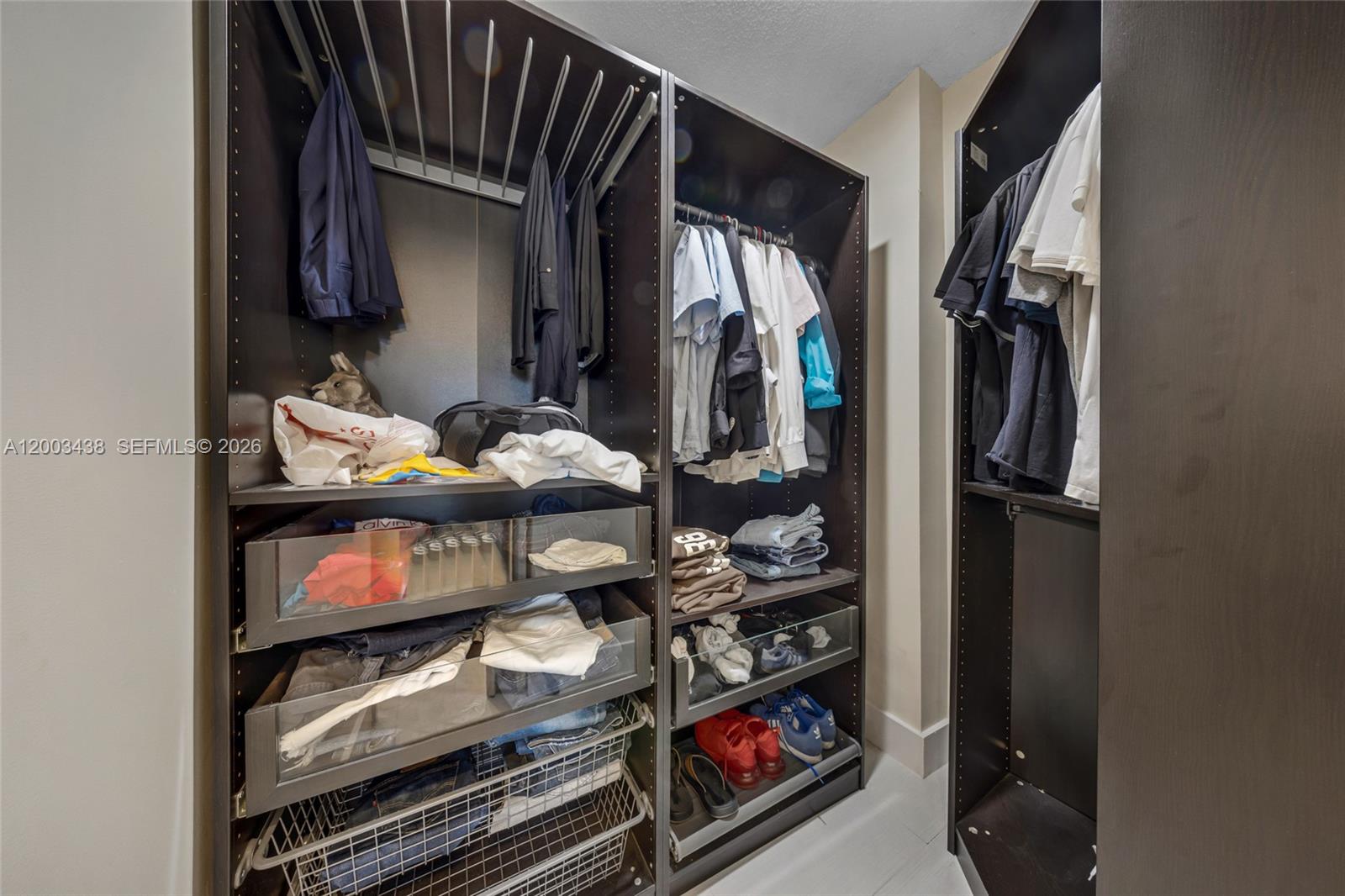 606 2 / 2 1521 sq. ft. $ 2026-04-18 0 Photo