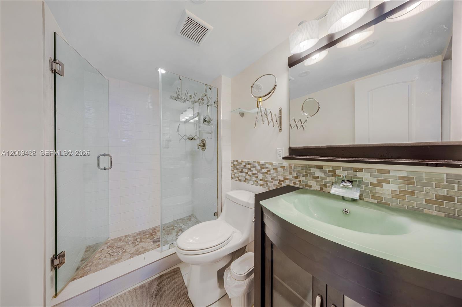 606 2 / 2 1521 sq. ft. $ 2026-04-18 0 Photo