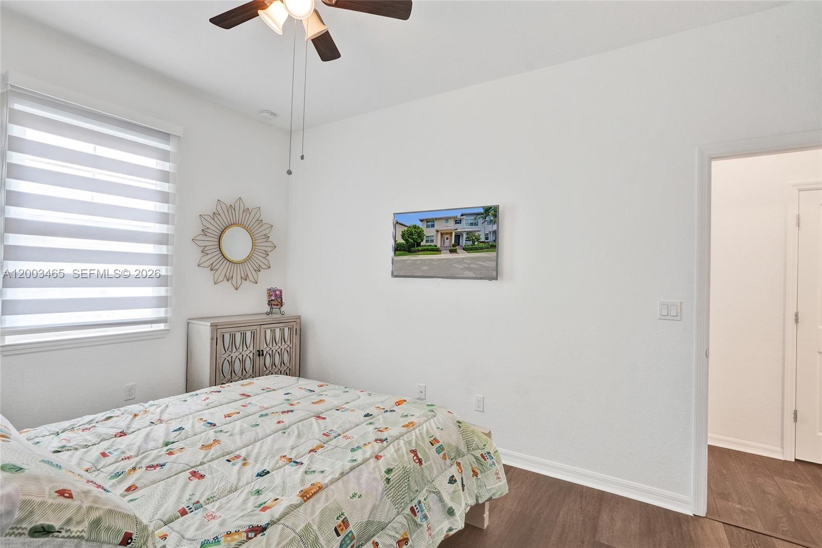 4002 3 / 3 1561 sq. ft. $ 2026-04-18 0 Photo