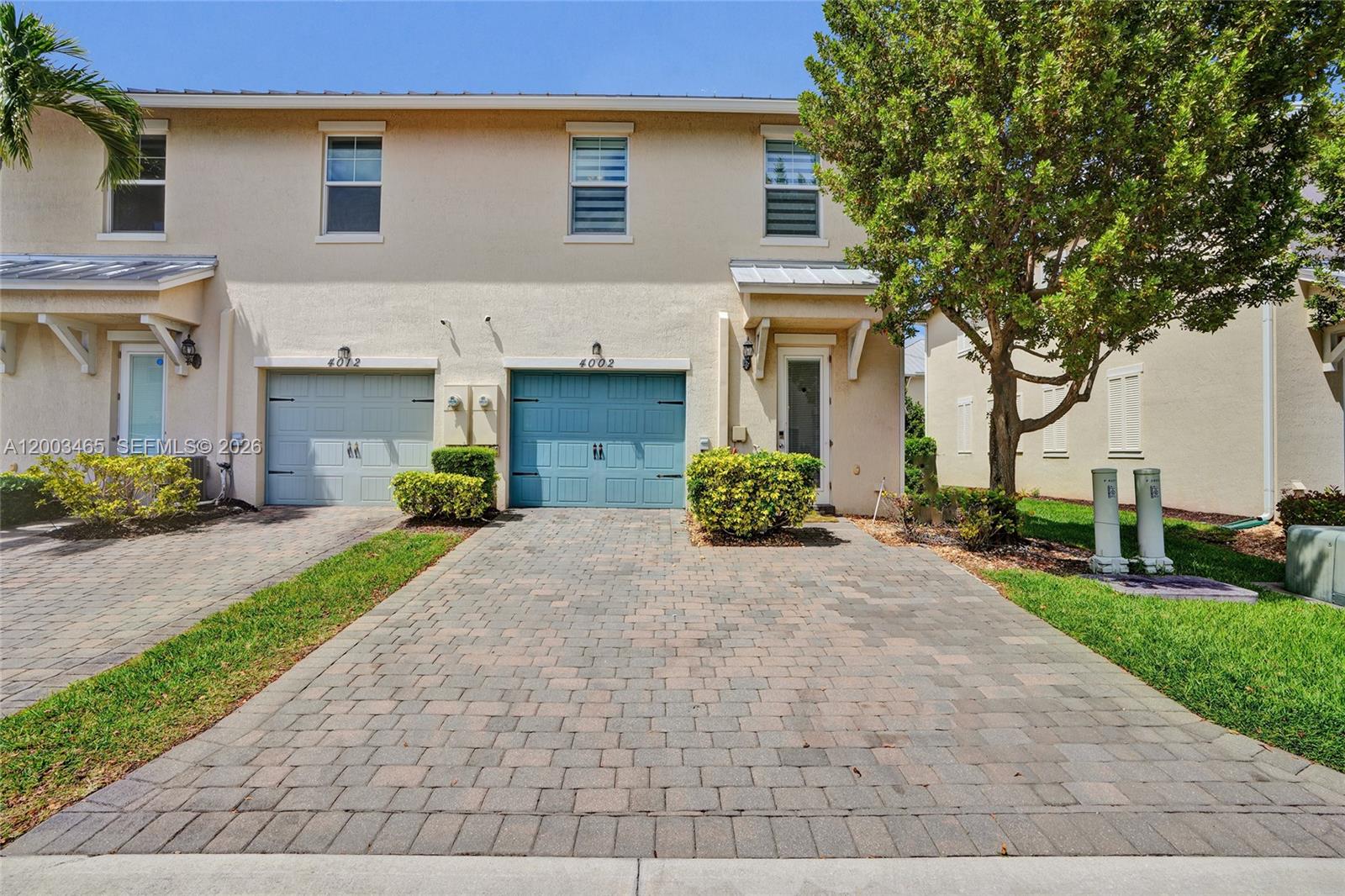 4002 3 / 3 1561 sq. ft. $ 2026-04-18 0 Photo