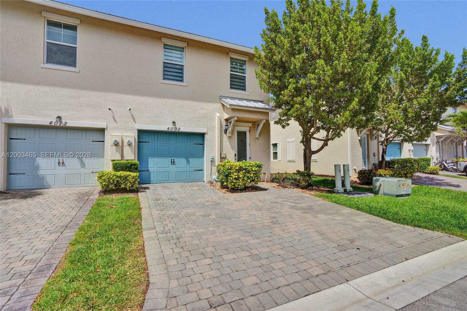 4002 3 / 3 1561 sq. ft. $ 2026-04-18 0 Photo