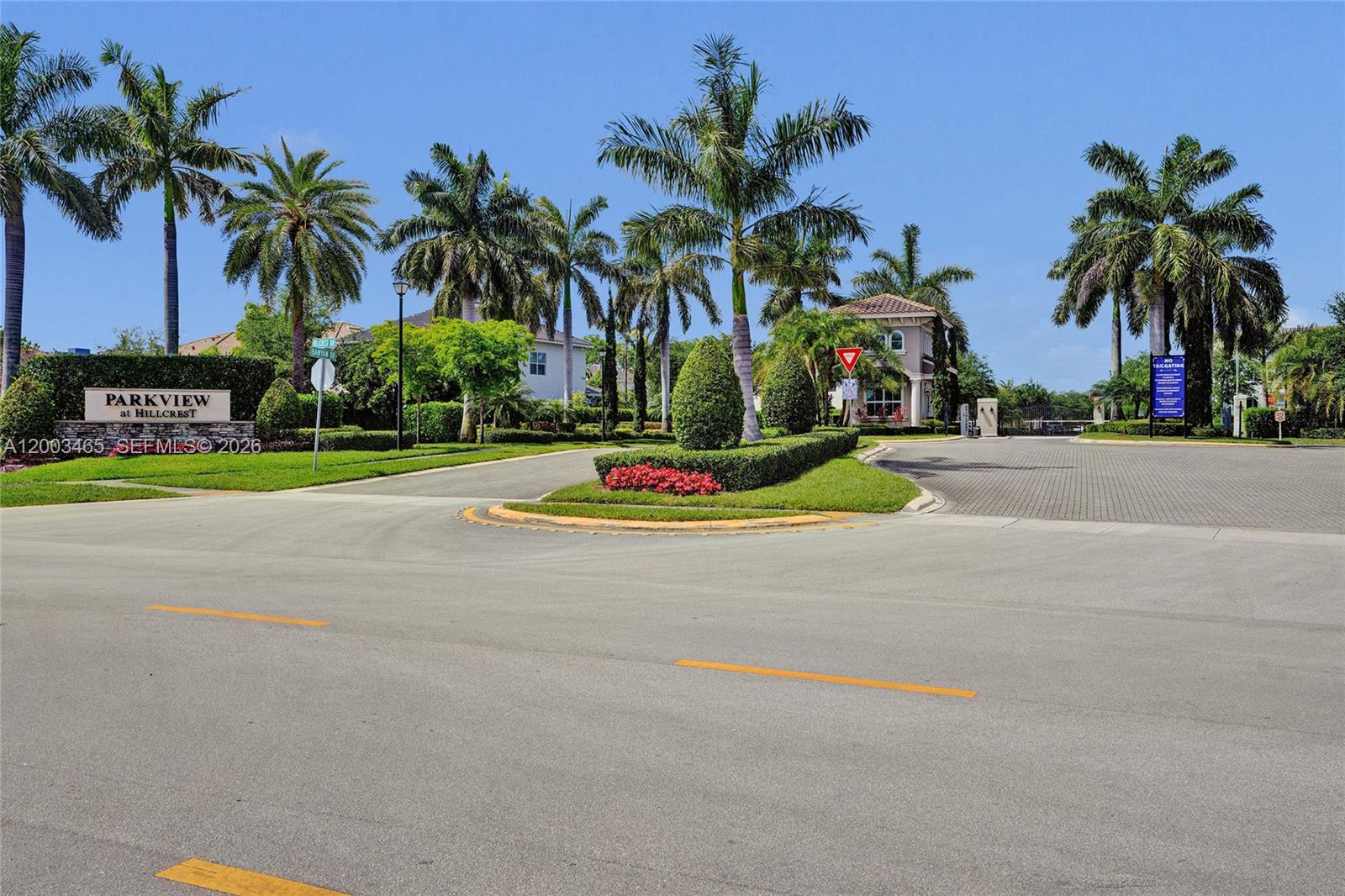4002 3 / 3 1561 sq. ft. $ 2026-04-18 0 Photo