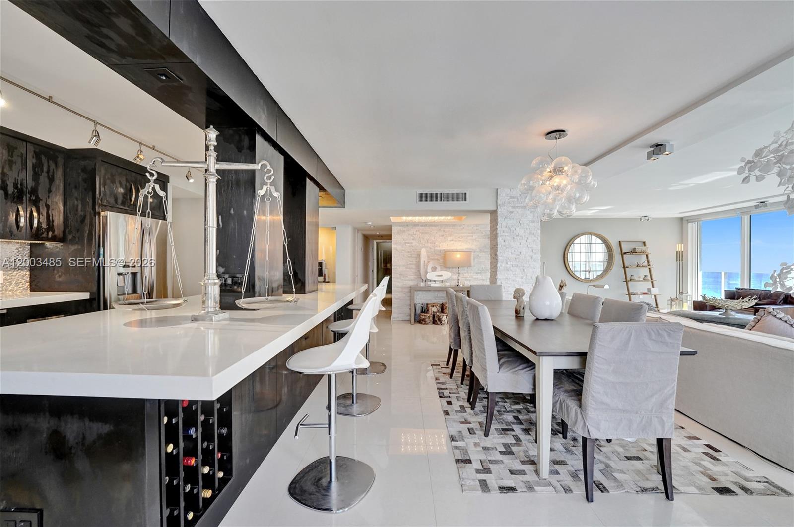 Photo of 2751 Ocean Dr  #908S, Hollywood, Florida, 33019 - 