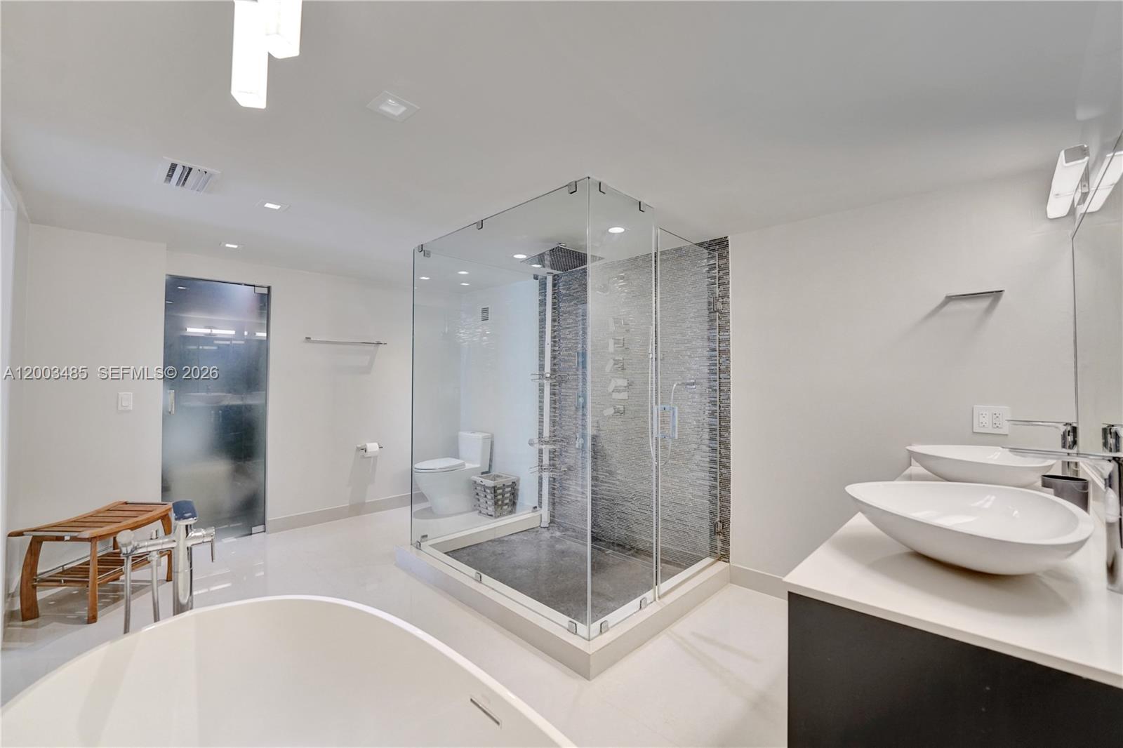 Photo of 2751 Ocean Dr  #908S, Hollywood, Florida, 33019 - 