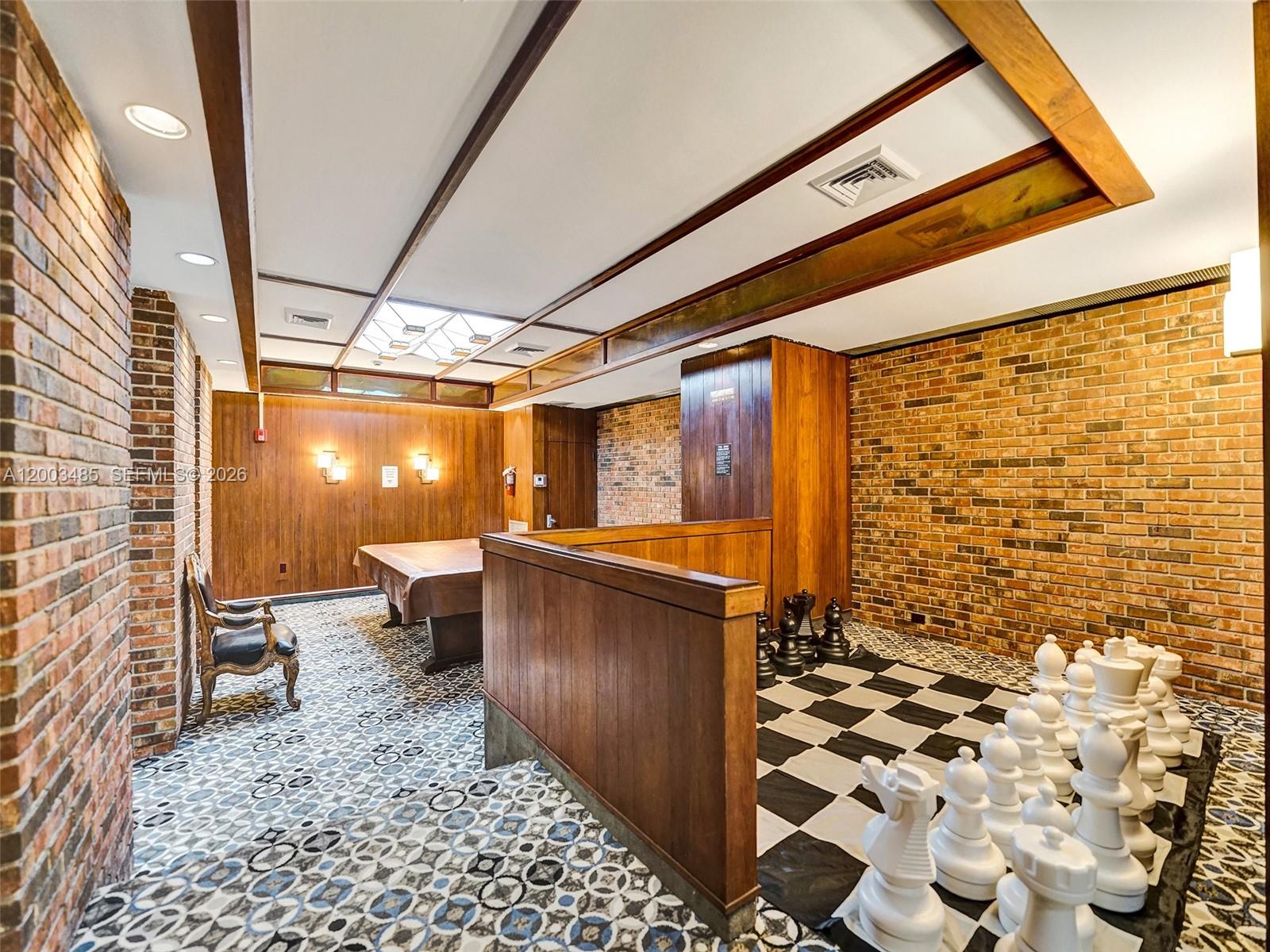 Photo of 2751 Ocean Dr  #908S, Hollywood, Florida, 33019 - 