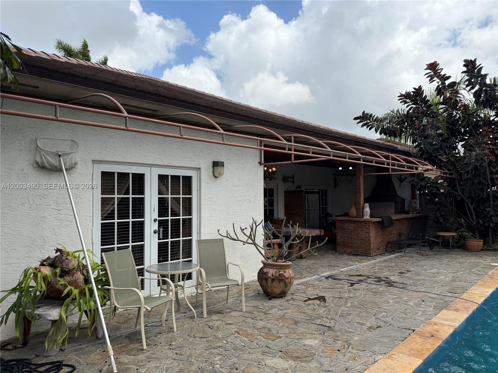 8746 3 / 2 1925 sq. ft. $ 2026-04-18 0 Photo