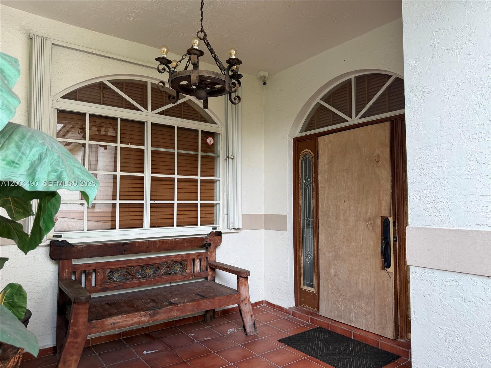 8746 3 / 2 1925 sq. ft. $ 2026-04-18 0 Photo