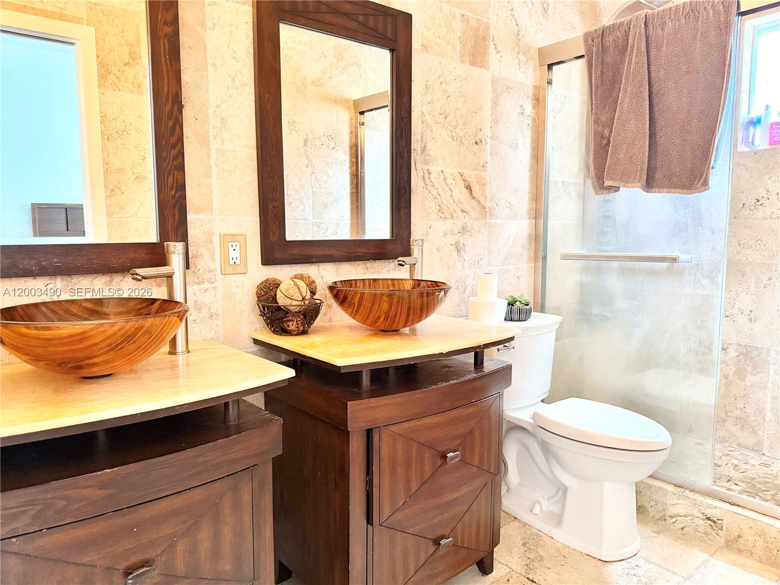 8746 3 / 2 1925 sq. ft. $ 2026-04-18 0 Photo