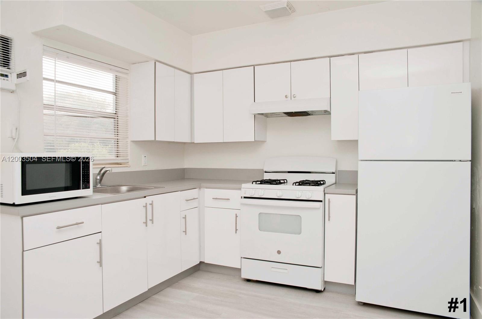   /  7445 sq. ft. $ 2026-04-21 0 Photo